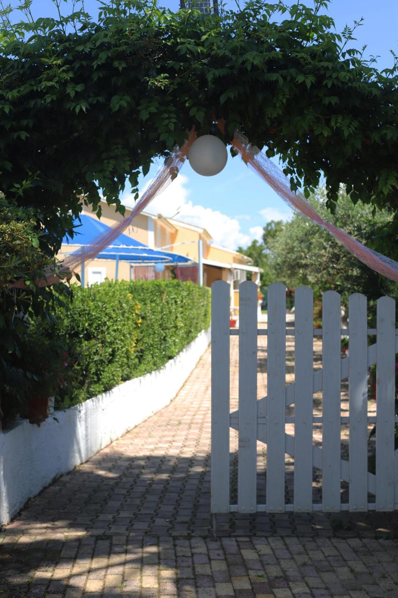 Villa Eleni Holidays Resort With Swimming Pool, Sidari  Bagian luar foto